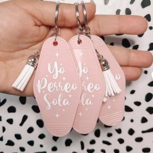 Bad Bunny Yo Perreo Sola Pink Vintage Motel Keychain